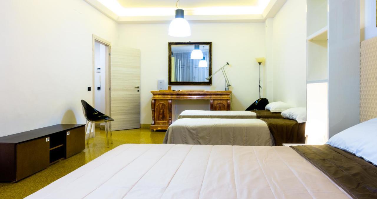 Suite In Center Palermo Exterior photo